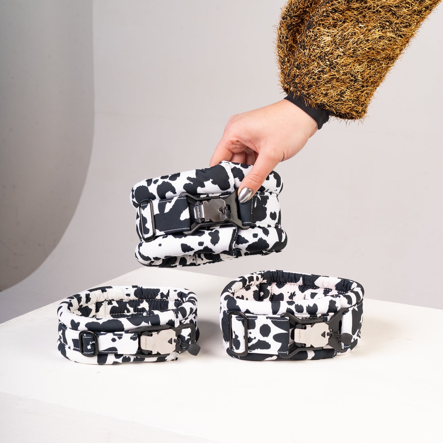 Fluffy Magnetic Cow Standard - 8 cm