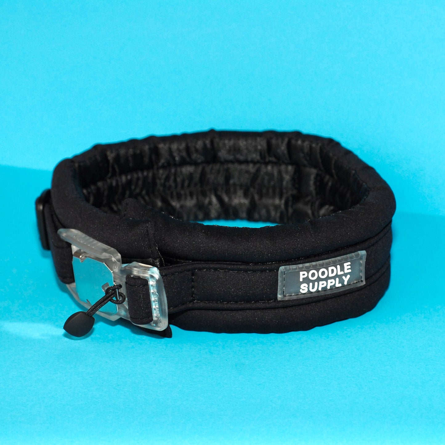 Fluffy Magnetic Collar Jet Black