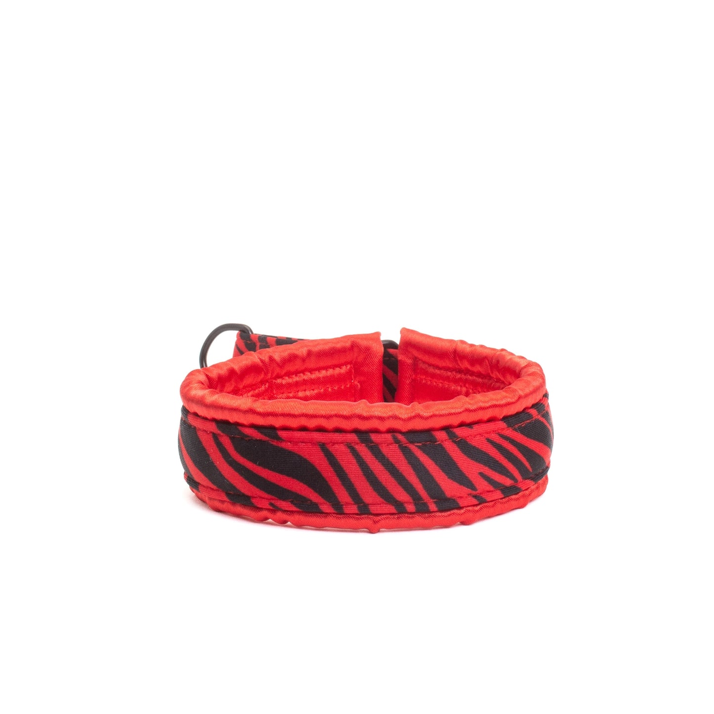 Fluffy Martingale Red Zebra