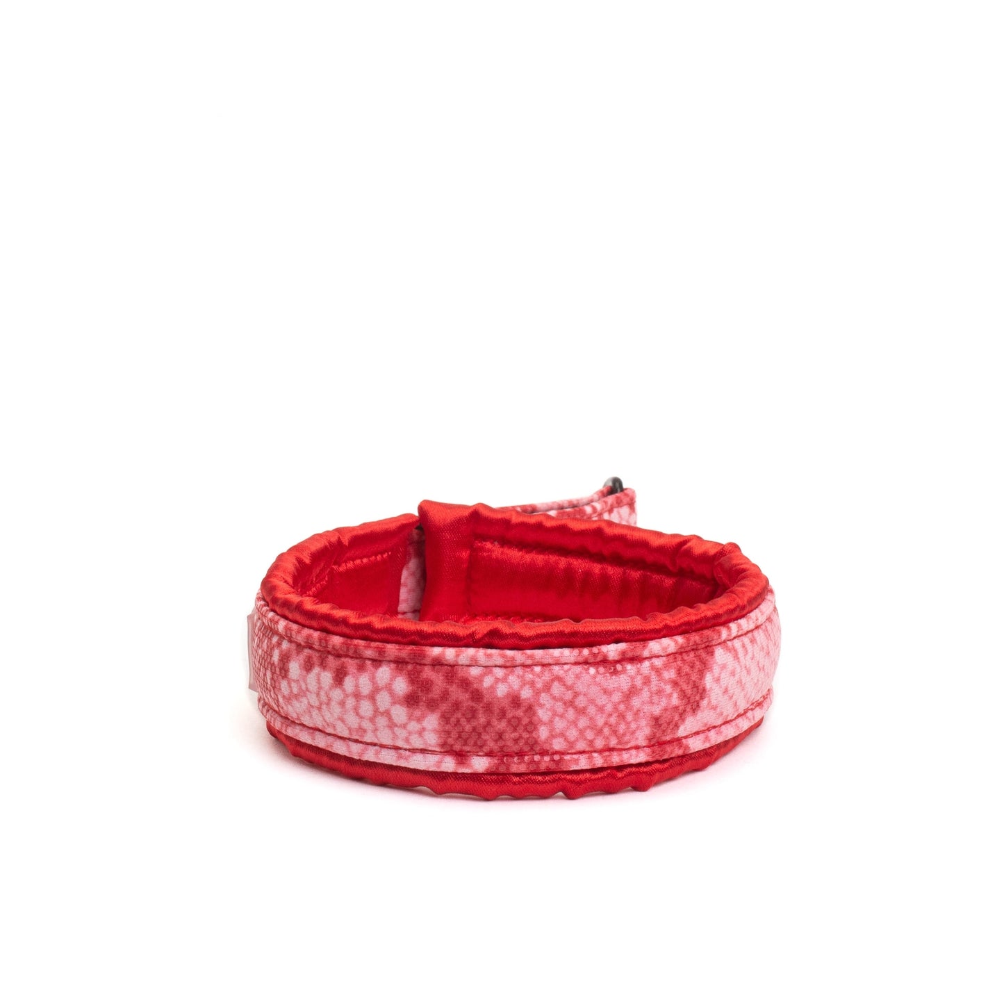 Fluffy Collar Red Snake