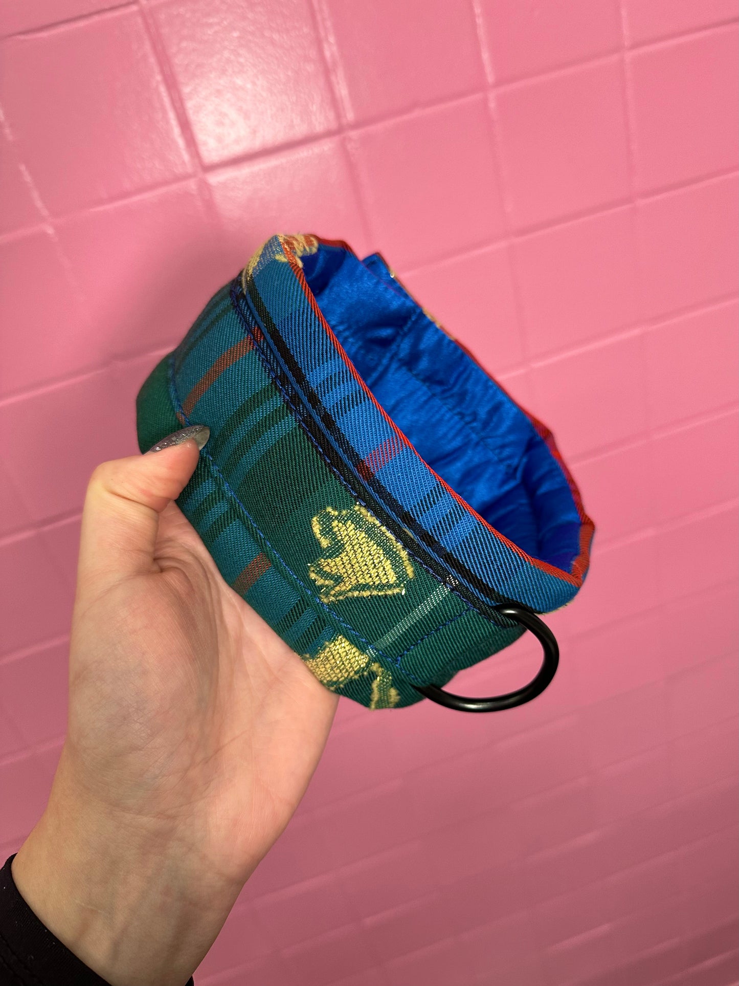 Standard Italian Designer Magnetic Collar Wool