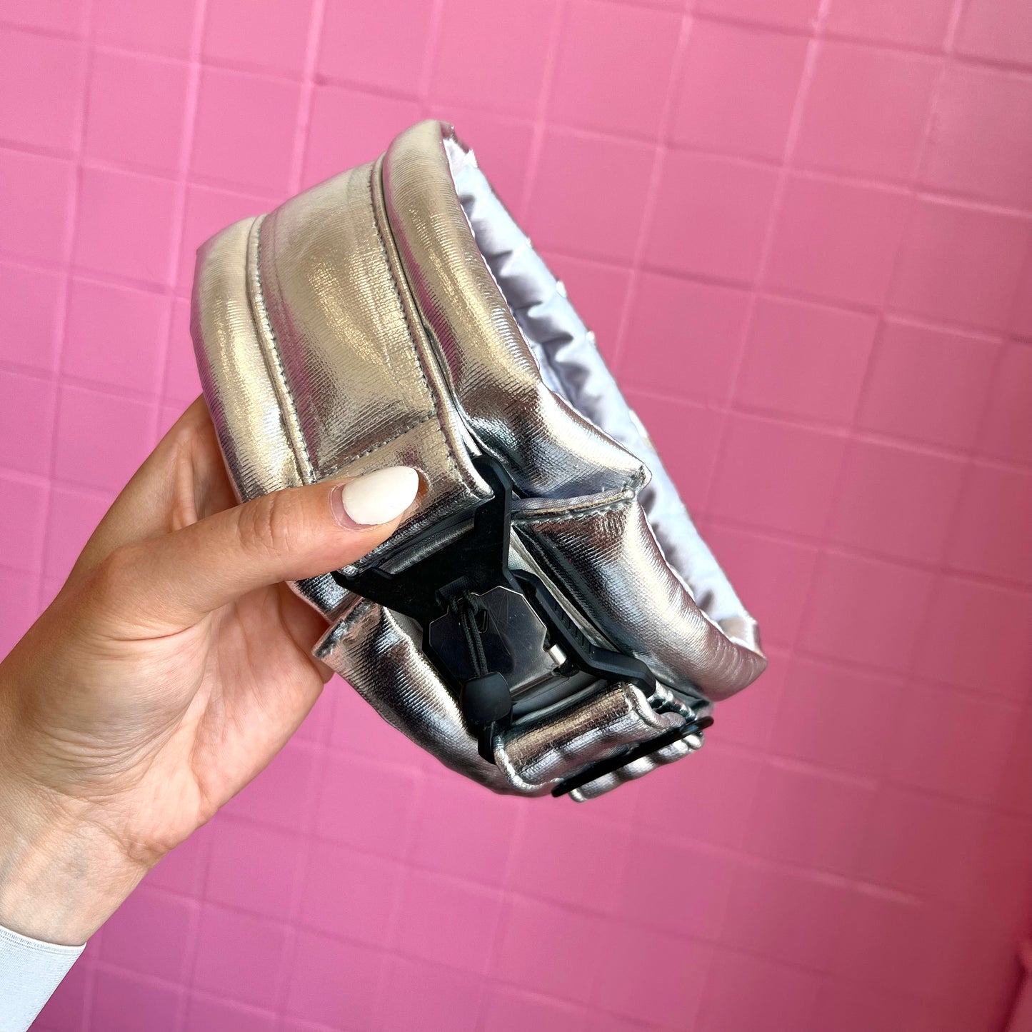 Standard Fluffy Magnetic Collar Eco Leather Frozen