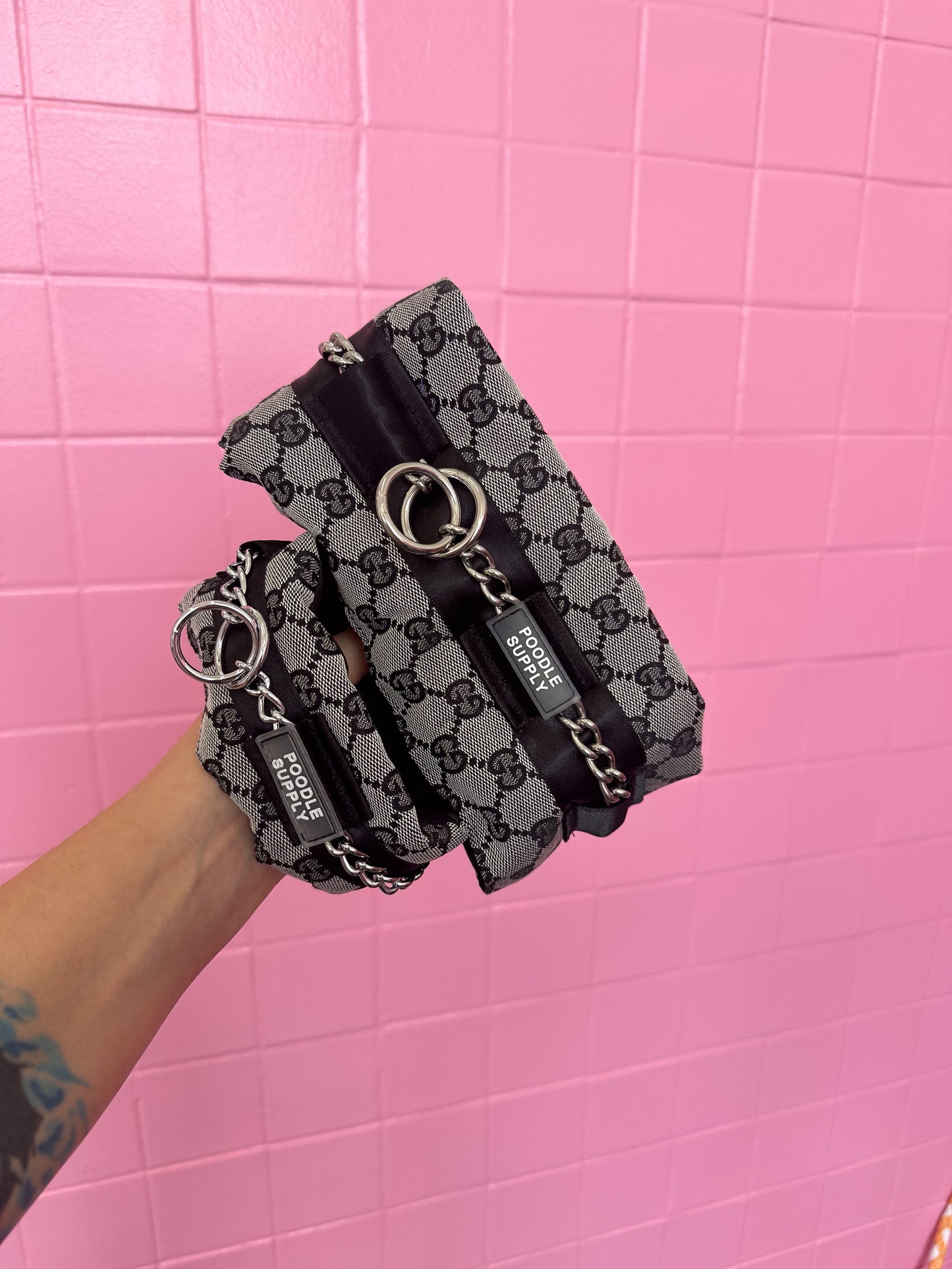 Fluffy Chain Collar Italian Designer Black