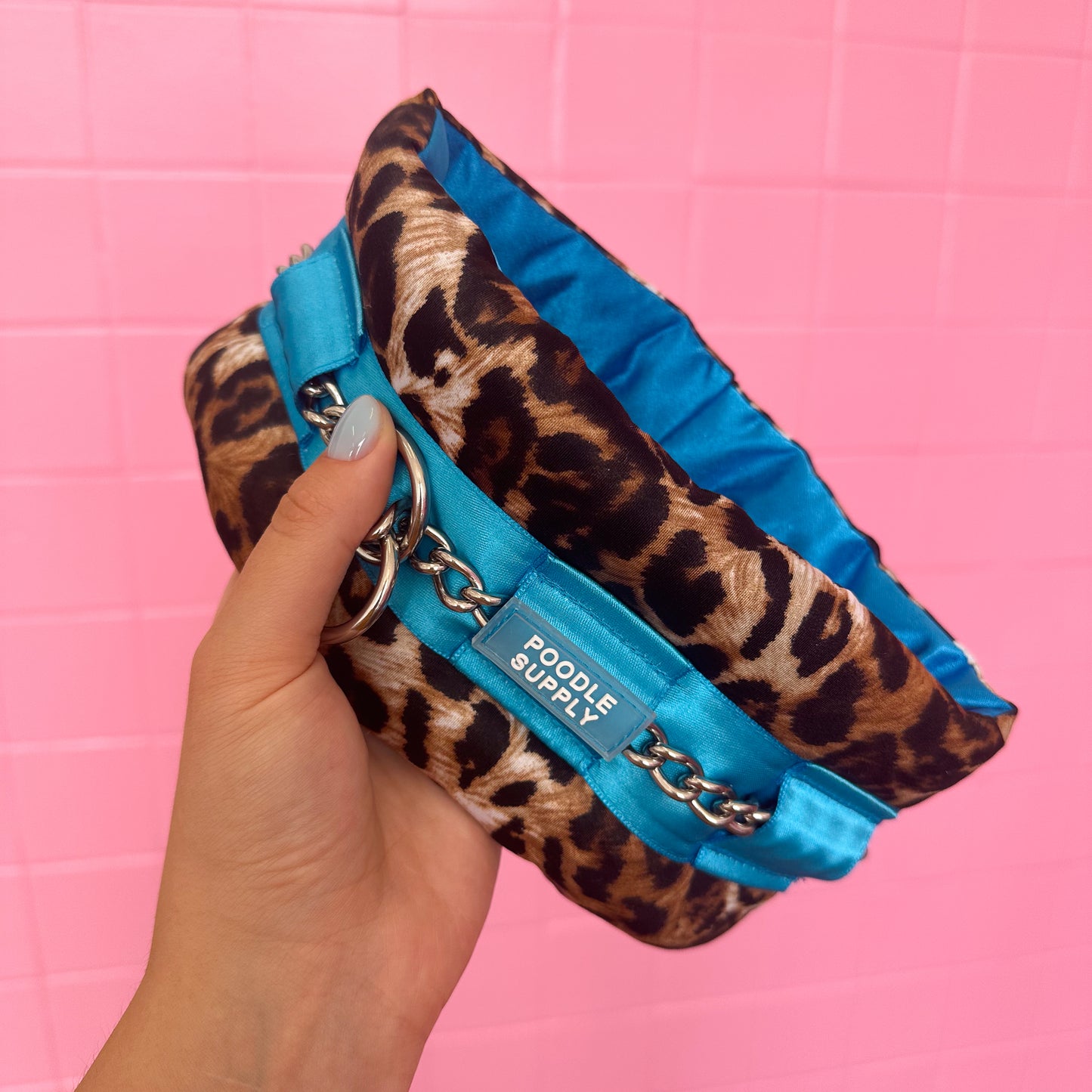 Fluffy Chain Collar Leopard with Blue