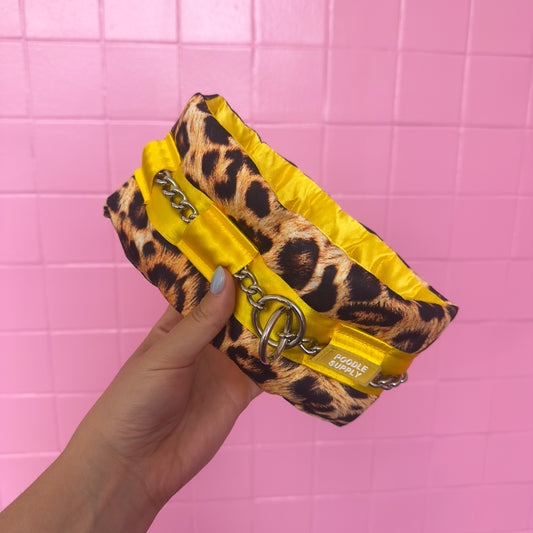 Fluffy Chain Collar Yellow Leopard