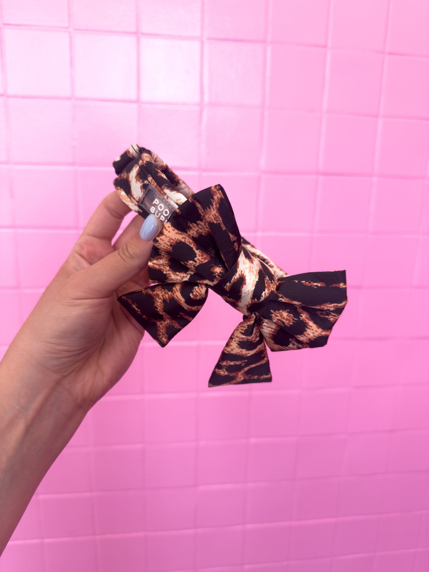 Fluffy Buckle Collar Leopard Supply w/ Removable Bow