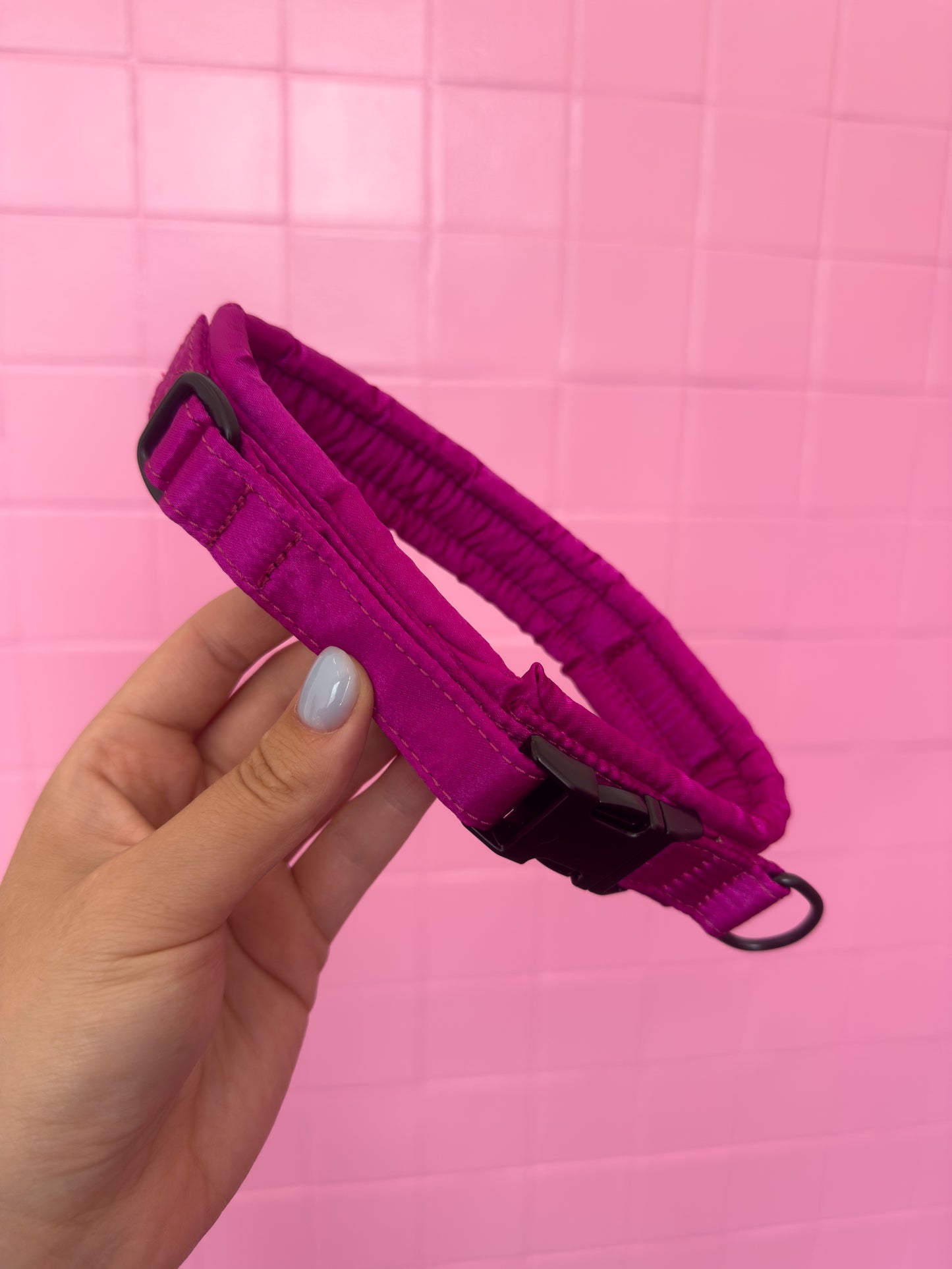 Fluffy Buckle Collar Dragonfruit