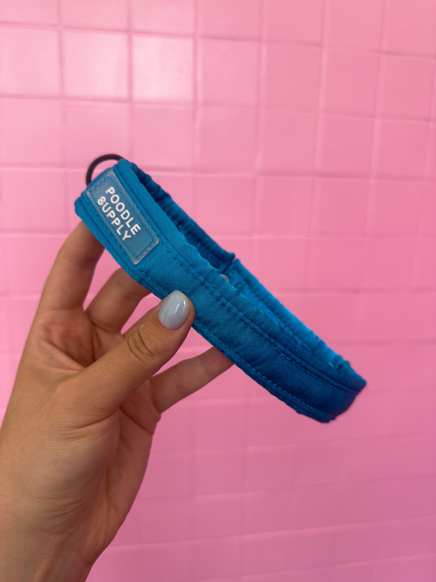 Fluffy Buckle Collar Tropical Breeze