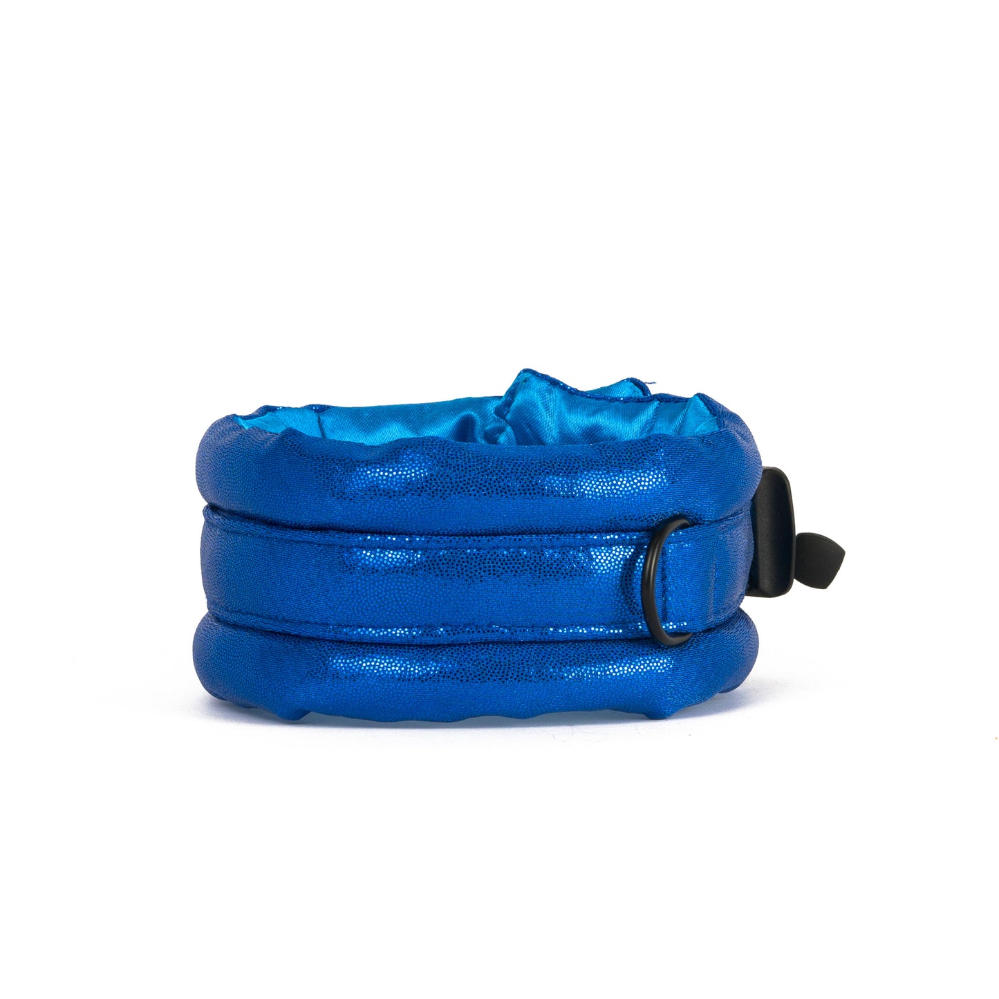 Medium Fluffy Magnetic Collar Blue