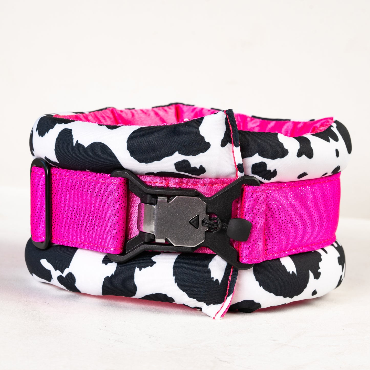 Fluffy Magnetic Cow Standard Strawberry Milkshake