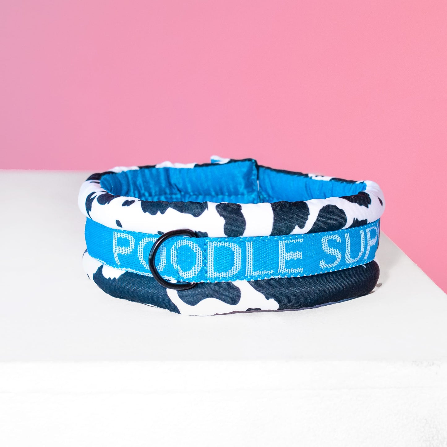 Poodle Mania Fluffy Magnetic Collar Blue Cow