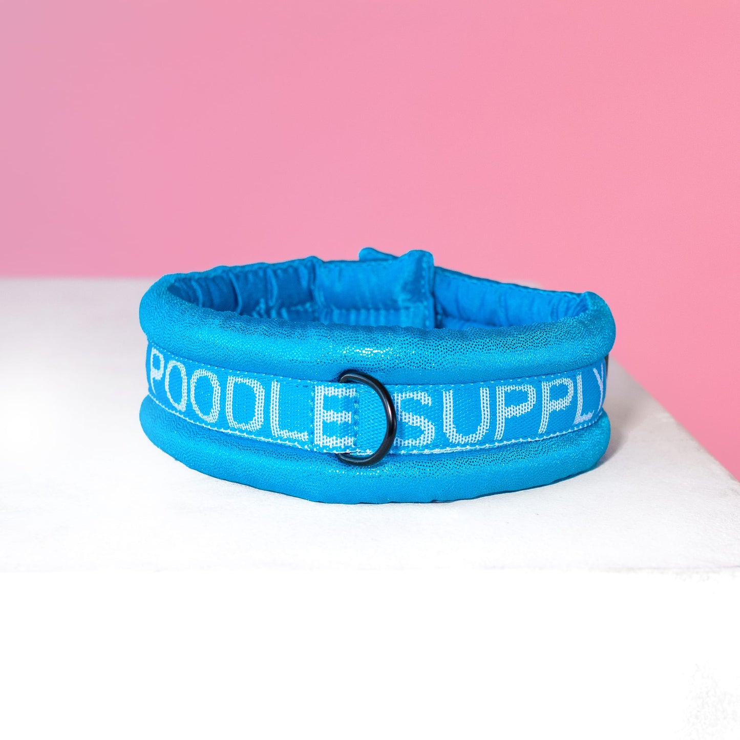 Poodle Mania Fluffy Magnetic Collar All Blue
