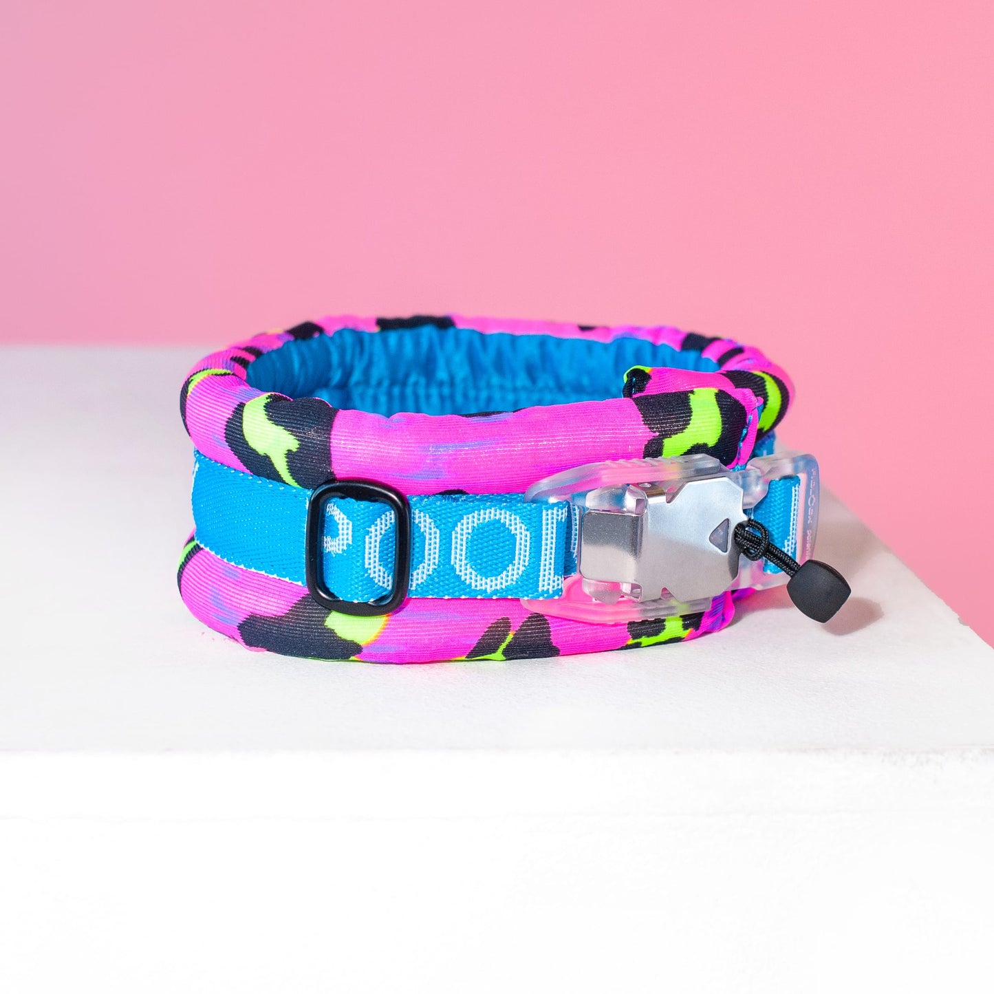 Poodle Mania Fluffy Magnetic Collar Blue Cheetah