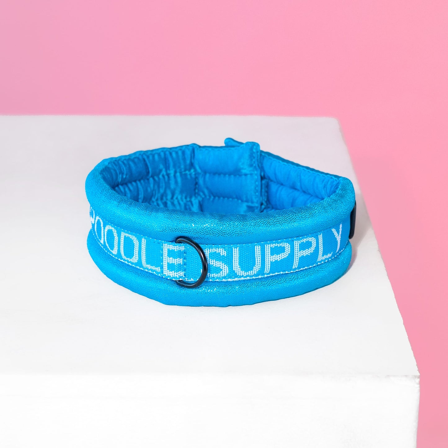 Poodle Mania Fluffy Magnetic Collar All Blue