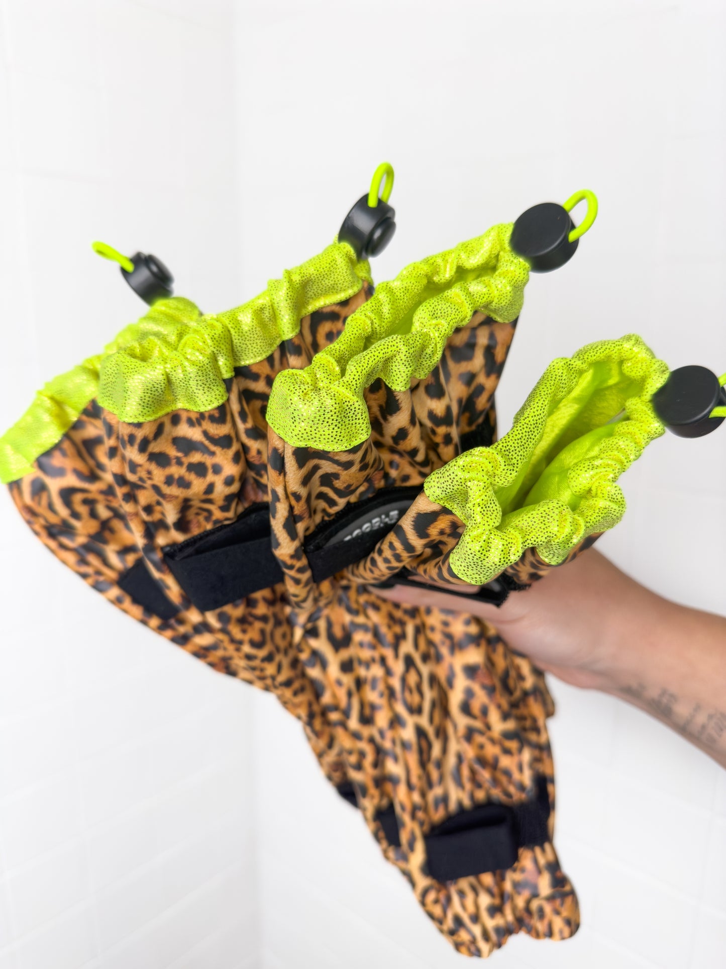 Poodle Supply Set 4 Leg Protectors Neon Full Leopard Limited Edition