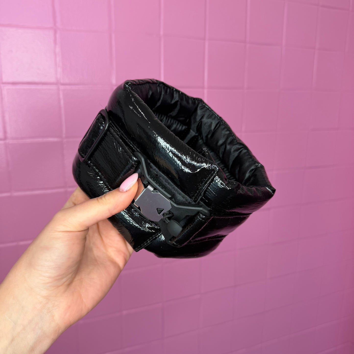 Fluffy Magnetic Standard Eco Leather Liquid Black