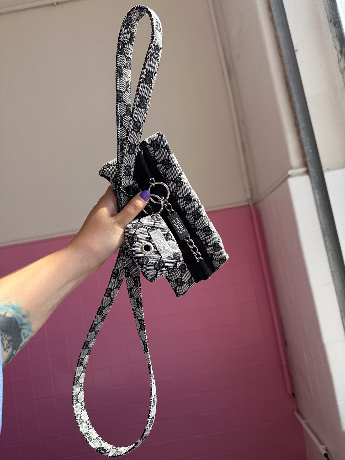 Fluffy Chain Collar Italian Designer Black