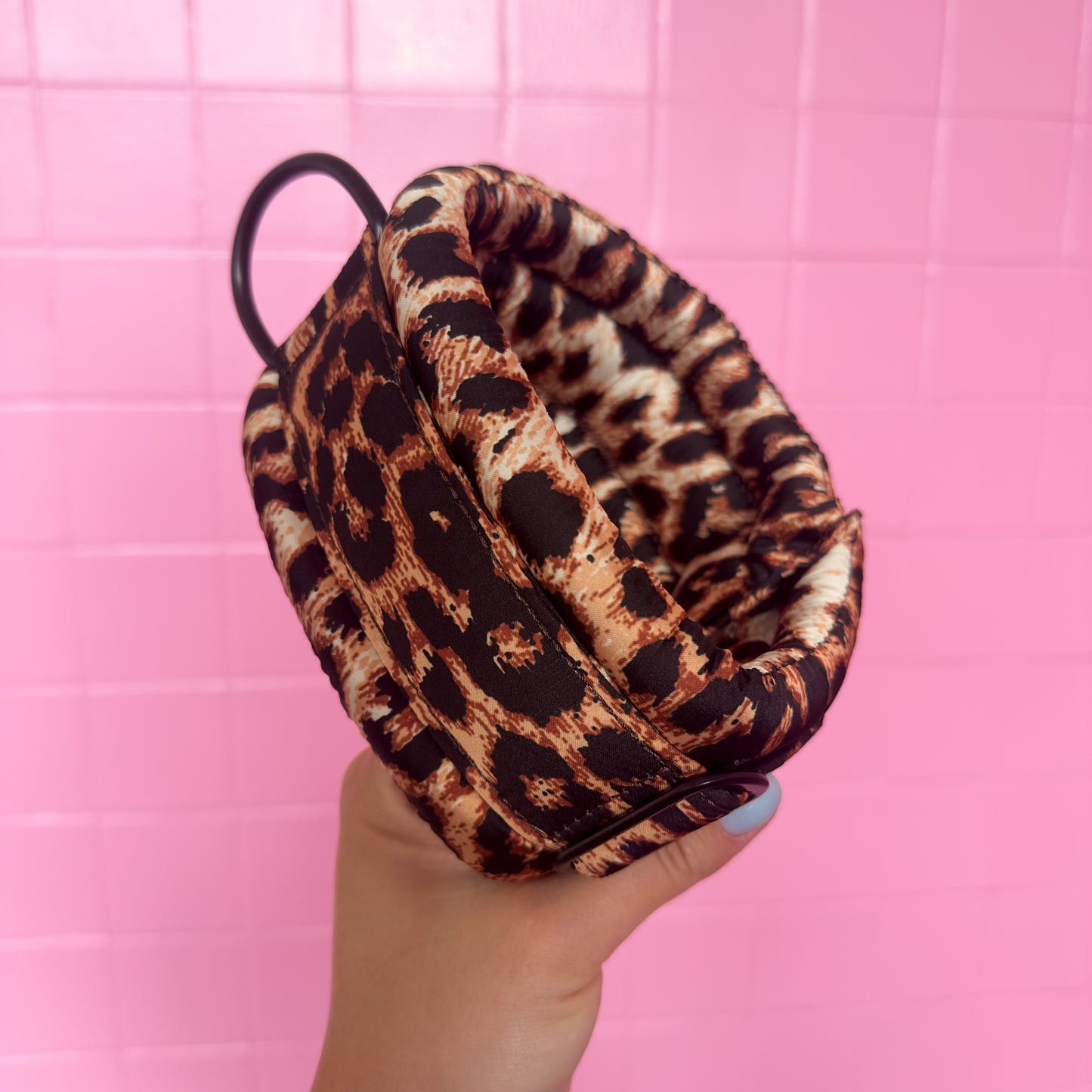 Fluffy Magnetic Leopard Supply Standard Full Satin