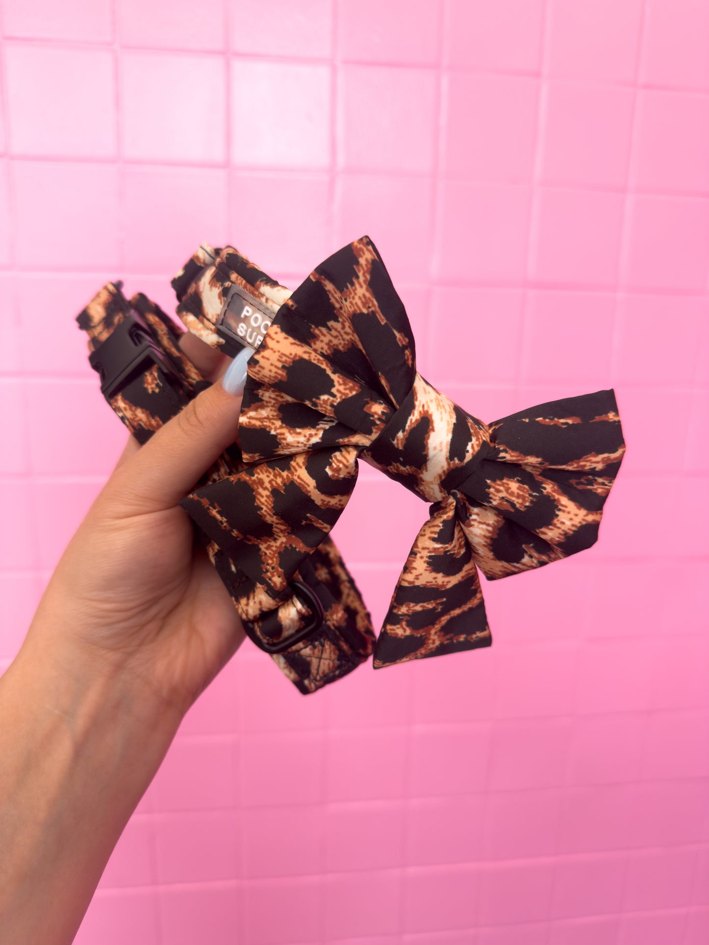 Fluffy Buckle Collar Leopard Supply w/ Removable Bow