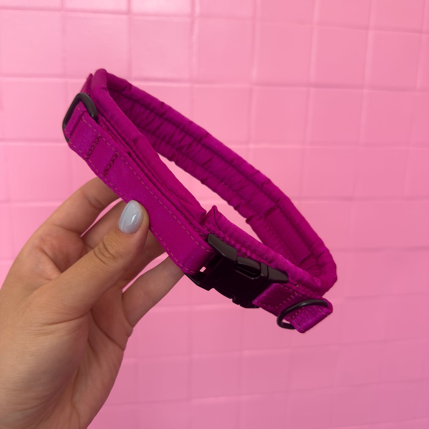 Fluffy Buckle Collar Dragonfruit