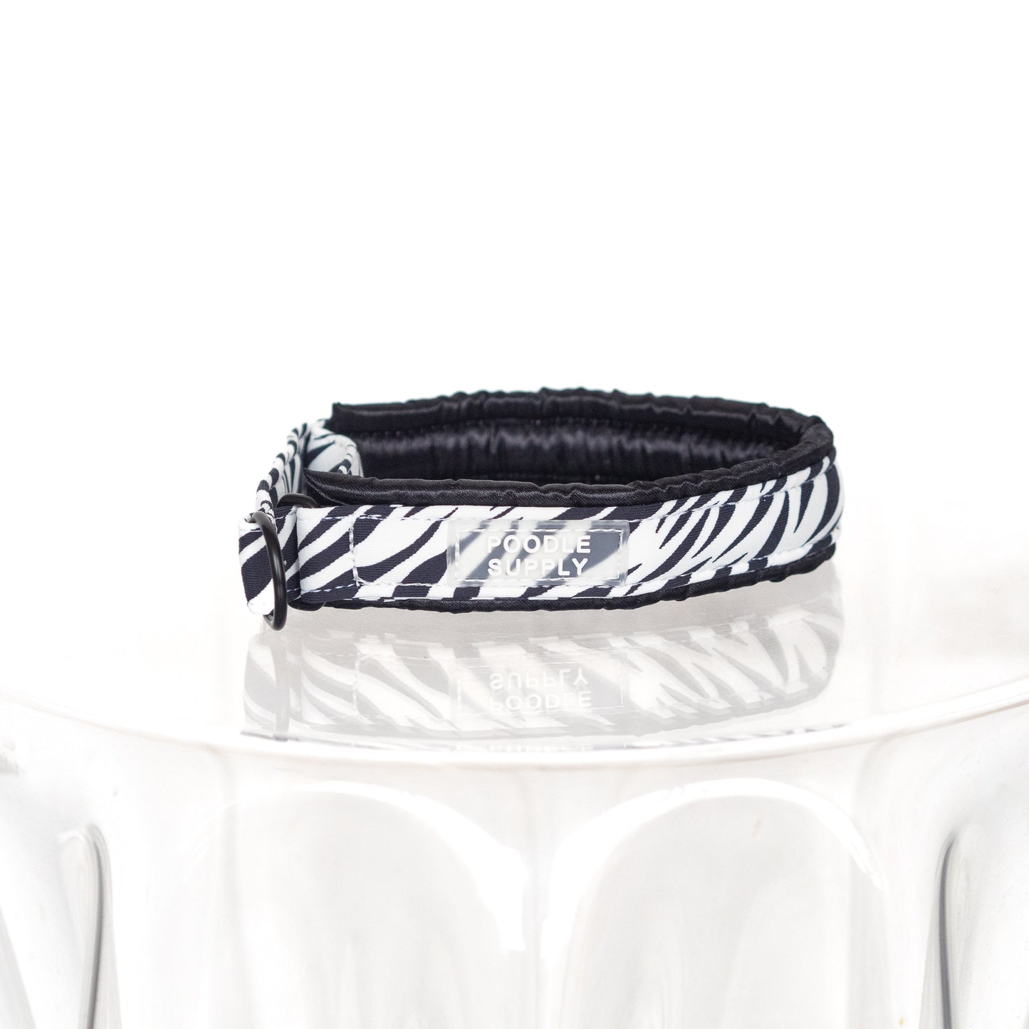 Fluffy Martingale Collar Zebra