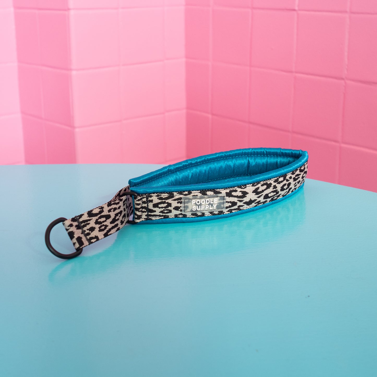 Fluffy Martingale Black Blue