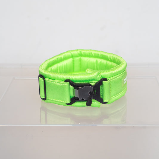 Fluffy Magnetic Collar Full Satin Lime 39.5-43 cm / 8 cm